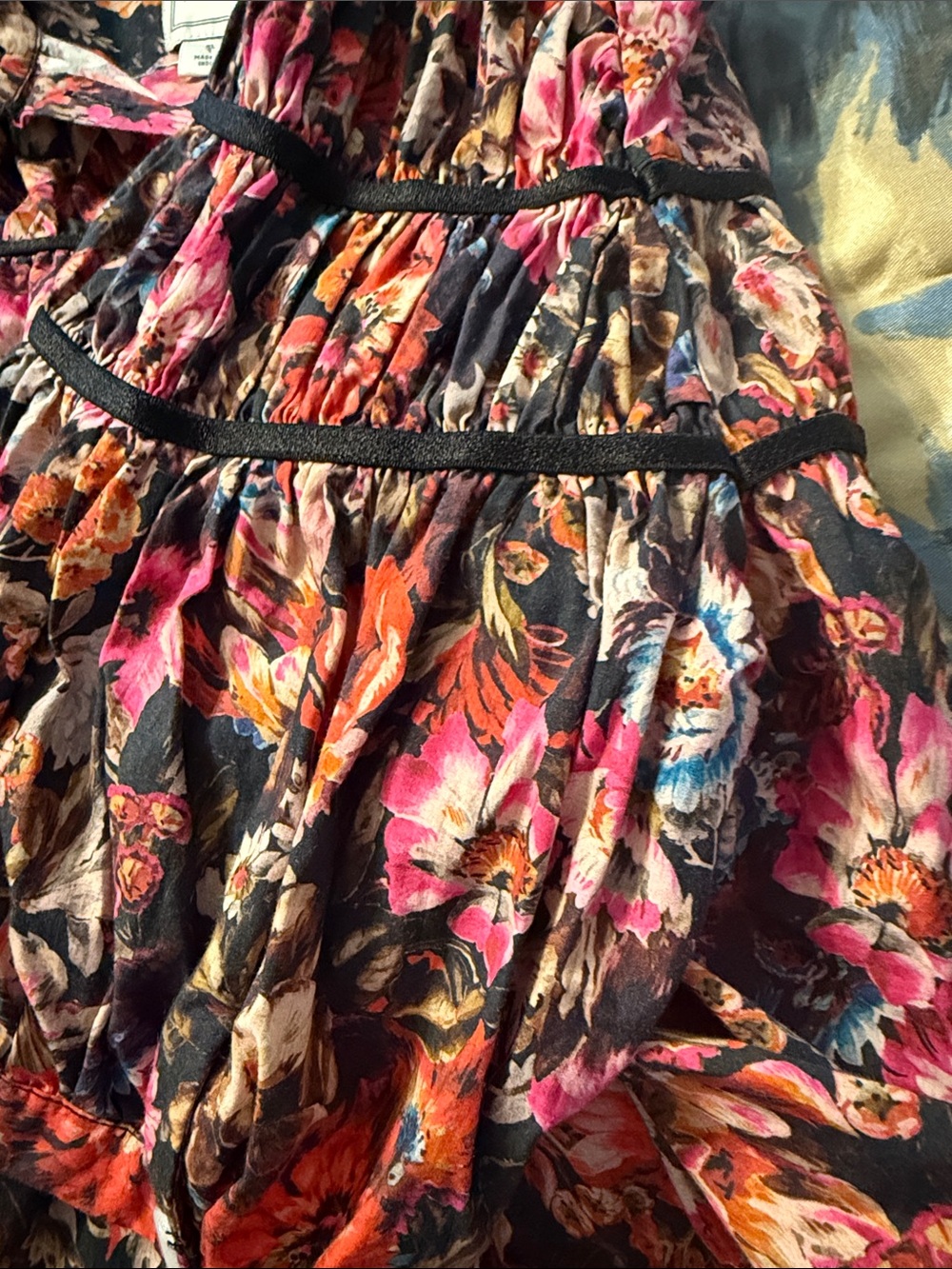 Maeve Multicolor Floral crop blouse with Pink Blooms - Picture 4 of 7